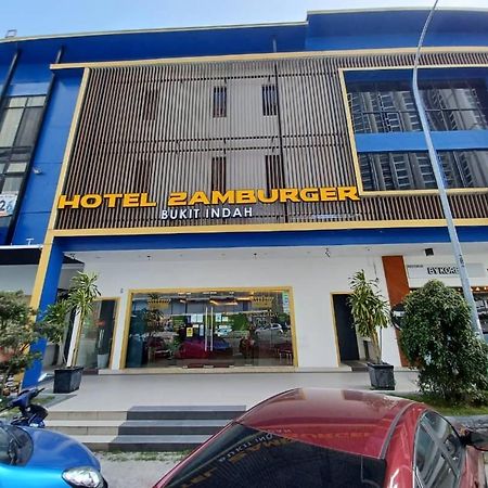 ג'והור בהרו Hotel Zamburger Bukit Indah מראה חיצוני תמונה