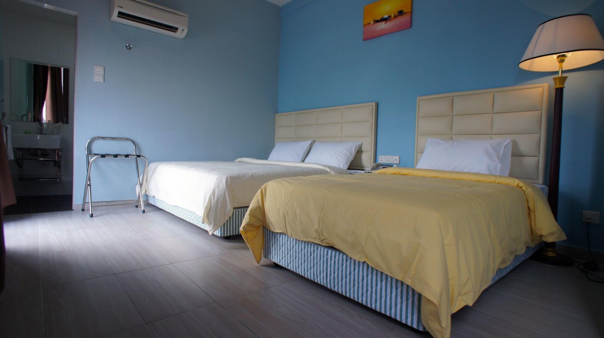 ג'והור בהרו Hotel Zamburger Bukit Indah מראה חיצוני תמונה
