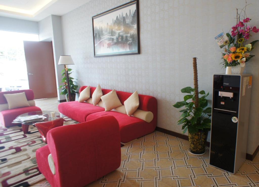 ג'והור בהרו Hotel Zamburger Bukit Indah מראה חיצוני תמונה